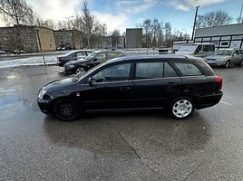 Toyota Avensis II 2004 г