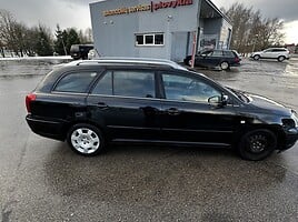 Toyota Avensis II 2004 г