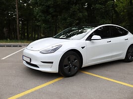 Tesla Model 3 2021 y Sedan