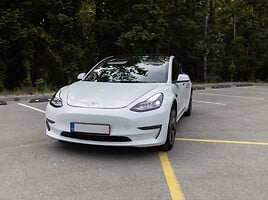 Tesla Model 3 2021 y Sedan