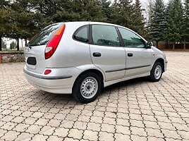 Nissan Almera Tino 2006 m Hečbekas