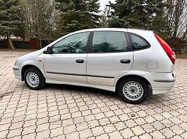 Nissan Almera Tino 2006 m Hečbekas