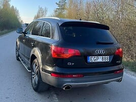 Audi Q7 2009 y Off-road / Crossover