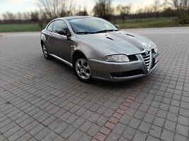 Alfa Romeo GT 2007 y Sedan