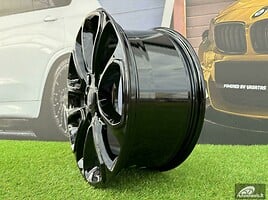 Autowheels Jeep Grand Cherokee, Dodge lengvojo lydinio R18 ratlankiai