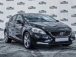 Volvo V40 2013 г Хэтчбек