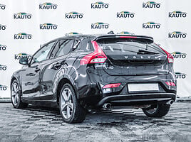 Volvo V40 2013 г Хэтчбек