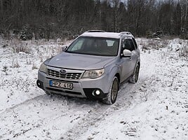 Subaru Forester 2012 y Off-road / Crossover