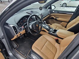 Porsche Cayenne 2014 m Visureigis / Krosoveris