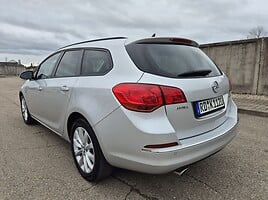 Opel Astra 2013 г Универсал