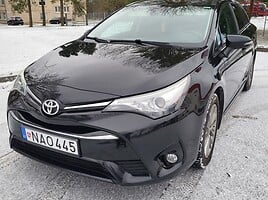 Toyota Avensis 2015 г Универсал