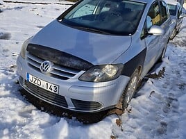 Volkswagen Golf Plus 2005 г Седан