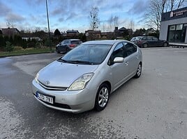 Toyota Prius II 2006 y rent