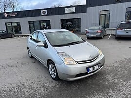 Toyota Prius II 2006 y rent