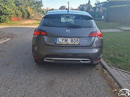 Citroen DS4 2017 y Sedan