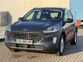 Ford Kuga 2022 г Внедорожник / Кроссовер