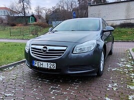 Opel Insignia 2010 г Седан