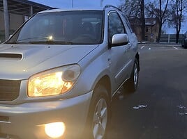 Toyota RAV4 D4D 2004 m