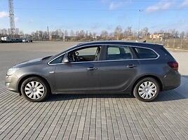 Opel Astra J 2010 m