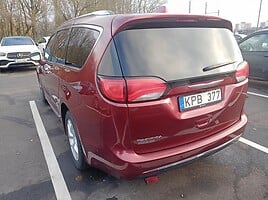 Chrysler Pacifica 2017 г Минивэн