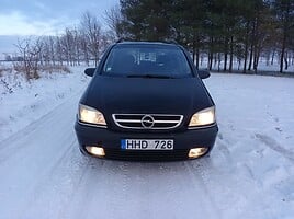 Opel Zafira 2003 m Vienatūris