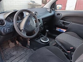 Ford Fiesta VI 2004 y