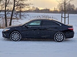 Toyota Camry 2016 y Sedan