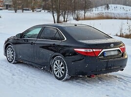 Toyota Camry 2016 y Sedan