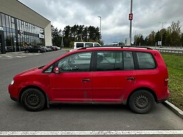 Volkswagen Touran 2005 m Vienatūris