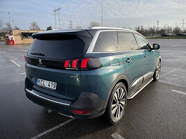 Peugeot 5008 2017 y Off-road / Crossover