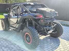 Can-Am Maverick 2019 y ATV motorcycle