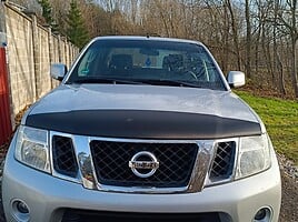 Nissan Navara III 2.5 dci 2010 y