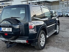 Mitsubishi Pajero 2013 y Off-road / Crossover