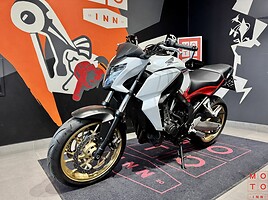 Honda CB 2015 г Классический / Streetbike мотоцикл