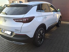 Opel Grandland X 2018 y Off-road / Crossover