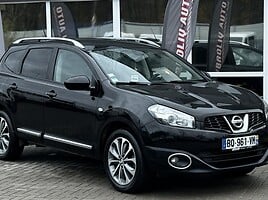 Nissan Qashqai+2 2011 y Off-road / Crossover