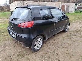 Mitsubishi Colt 2006 y Hatchback