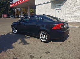 Volvo S60 II 2015 m