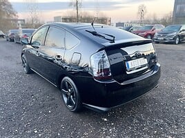 Toyota Prius 2006 г Хэтчбек