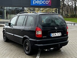 Opel Zafira A 2004 г