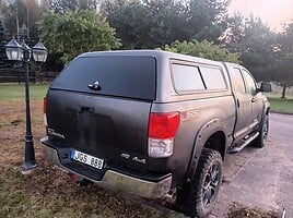 Toyota Tundra 2011 y Pickup