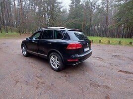 Volkswagen Touareg 2011 г Внедорожник / Кроссовер