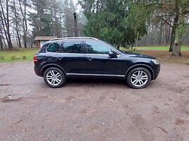 Volkswagen Touareg 2011 г Внедорожник / Кроссовер