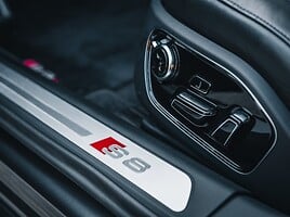 Audi S8 TFSI 2017 г