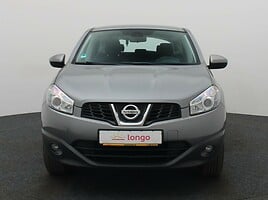 Nissan Qashqai 2011 y Off-road / Crossover