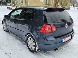 Volkswagen Golf 2005 г Хэтчбек