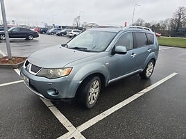 Mitsubishi Outlander 2010 y Off-road / Crossover