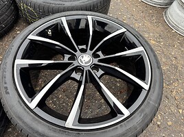 Skoda Siunciam, 8J ET45 light alloy R19 rims