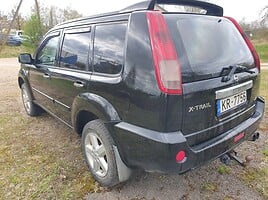 Nissan X-Trail 2003 г Внедорожник / Кроссовер