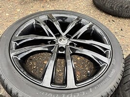 Mercedes-Benz Siunciam, 8J ET45 light alloy R19 rims